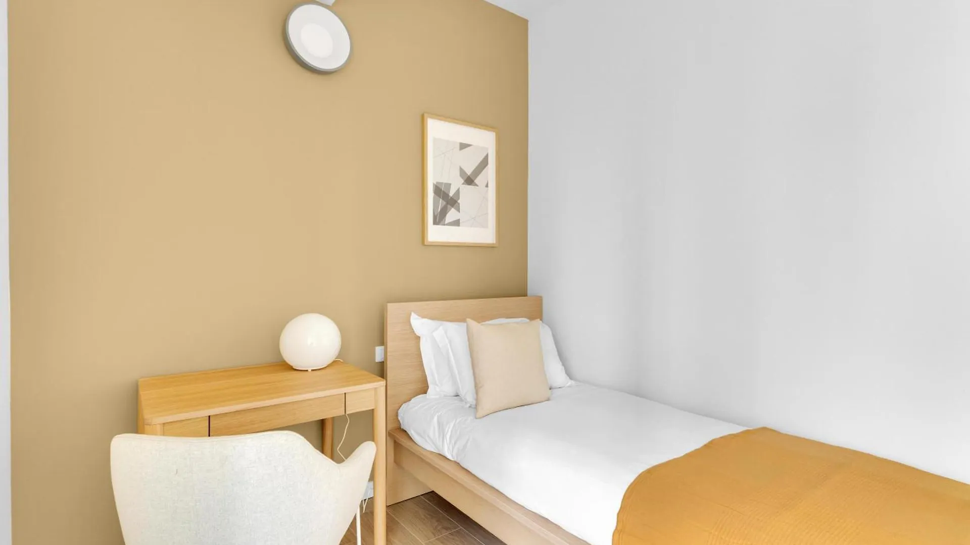 Airy Apartments With Balcony & Garage Mediolan