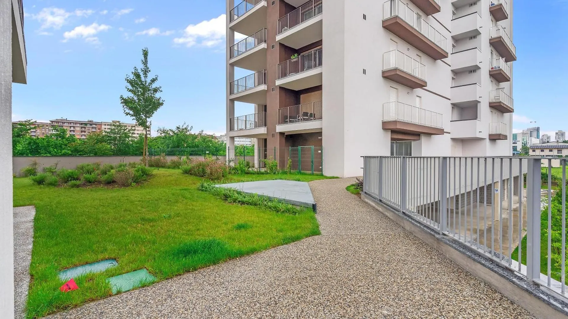 Airy Apartments With Balcony & Garage Mediolan 0*,