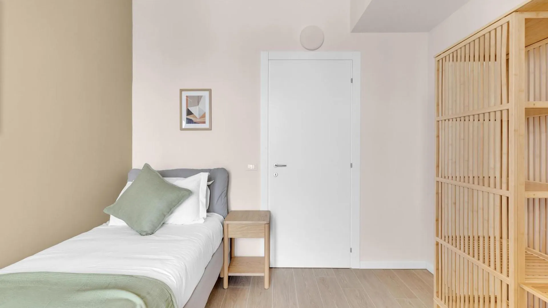 Airy Apartments With Balcony & Garage Mediolan
